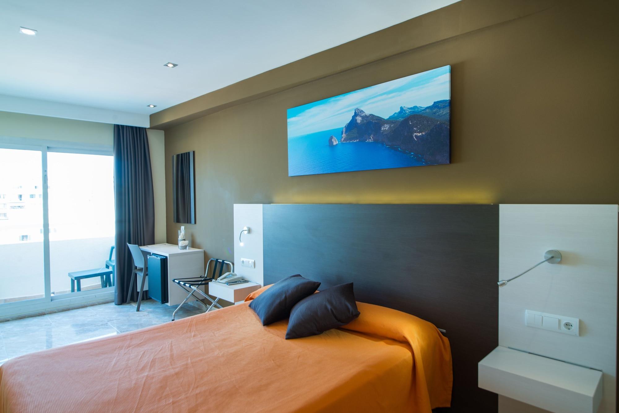 อาเบลุกซ์ Hotel ปัลมาเดมายอร์กา ภายนอก รูปภาพ