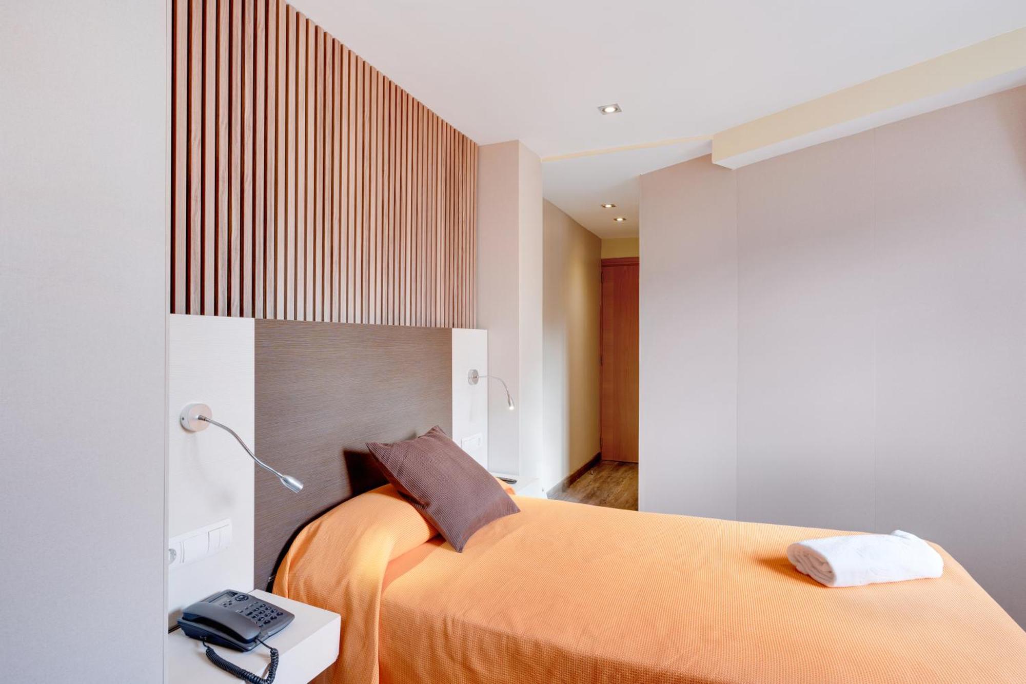 อาเบลุกซ์ Hotel ปัลมาเดมายอร์กา ภายนอก รูปภาพ