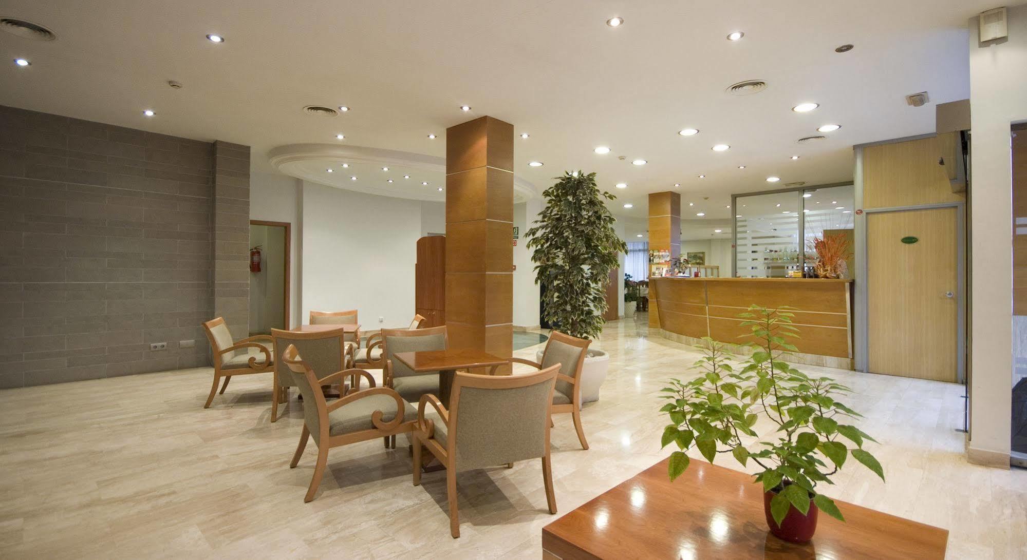 อาเบลุกซ์ Hotel ปัลมาเดมายอร์กา ภายใน รูปภาพ